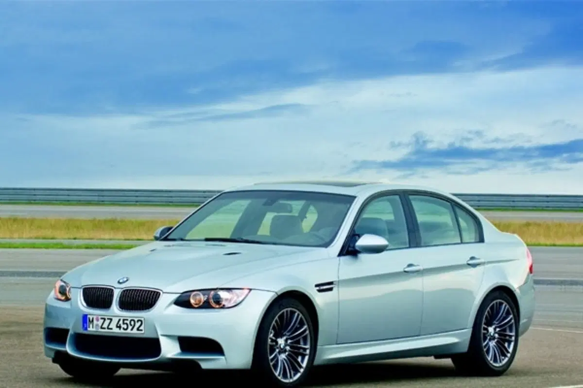 BMW M3 berlina restyling (4)