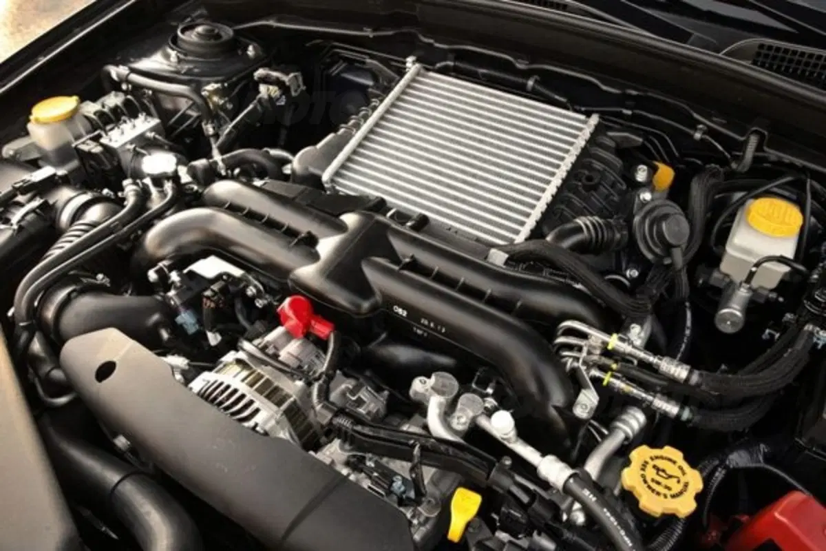 Subaru Impreza WRX e GT (8)