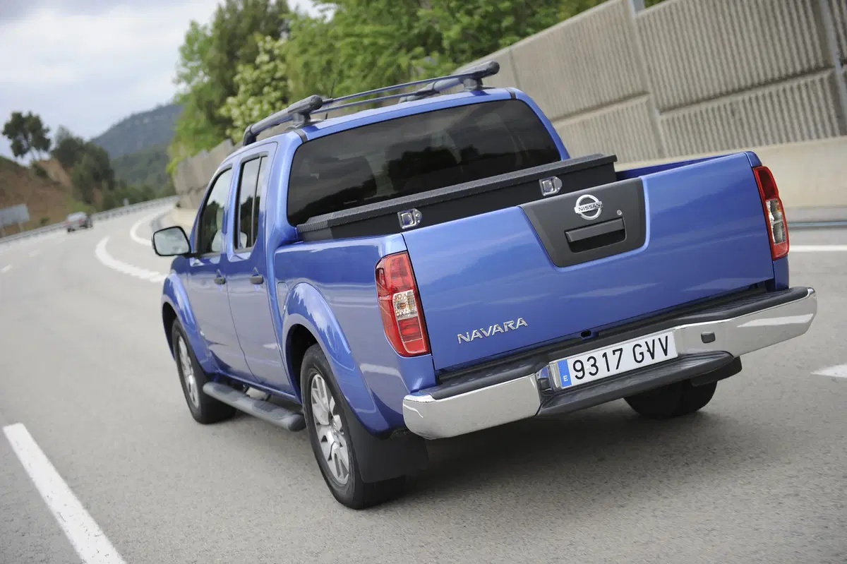 Nissan Navara 2.5 dCi 190CV 4 porte Double Cab Sport Platinum (29)