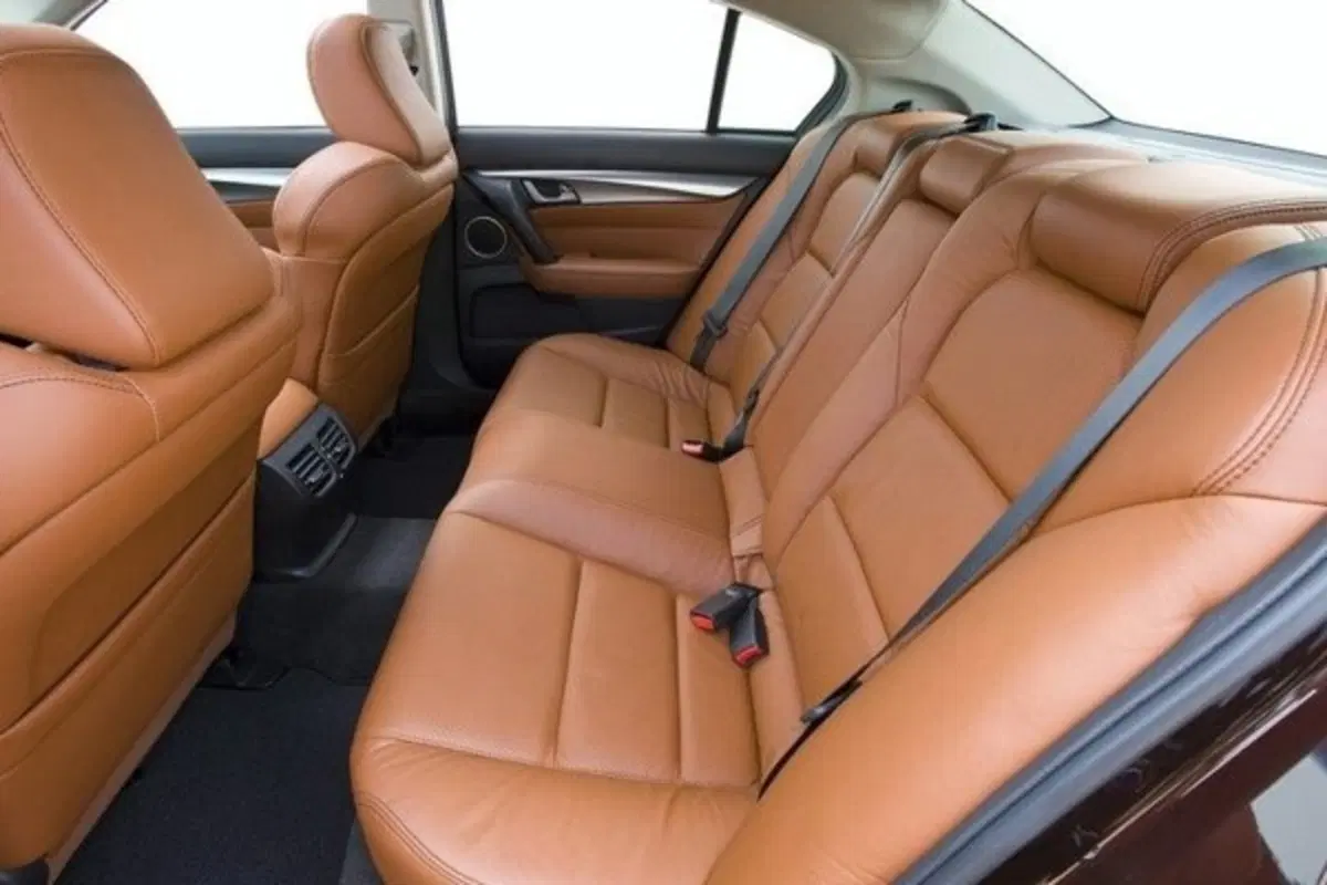 Acura TL (8)