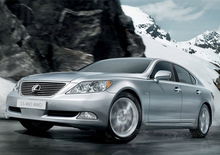 Lexus LS460 AWD