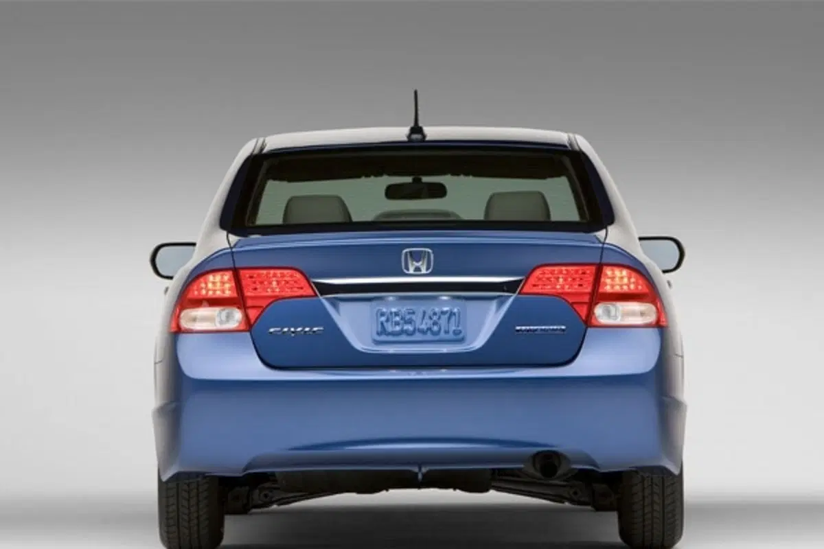 Honda Civic Hybrid restyling (3)