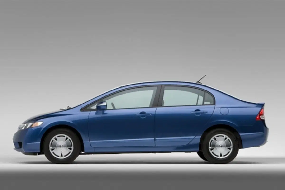Honda Civic Hybrid restyling (5)