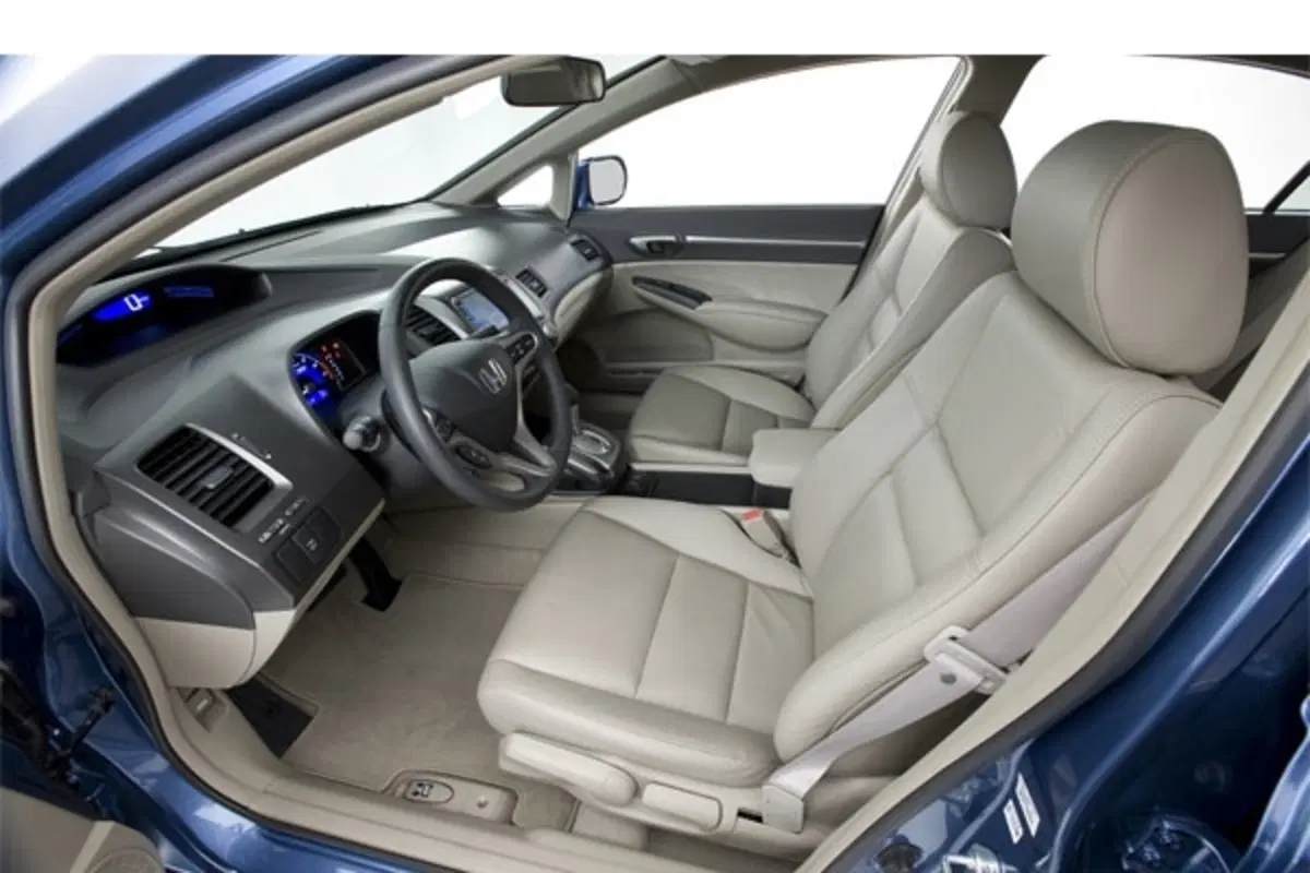 Honda Civic Hybrid restyling (6)