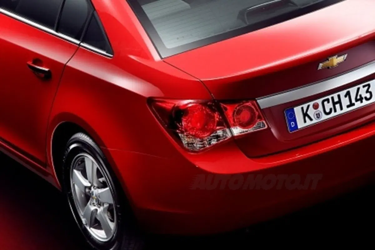 Chevrolet Cruze (4)