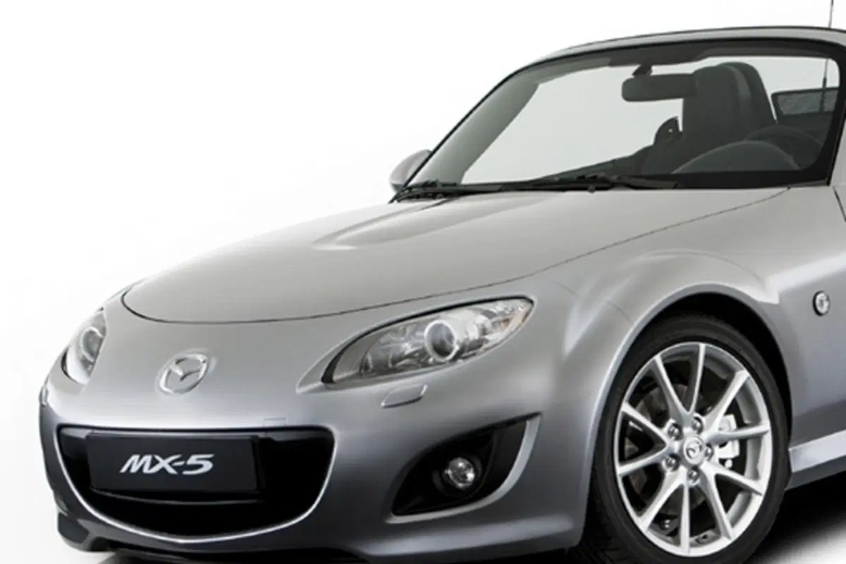 Mazda MX-5 restyling (2)