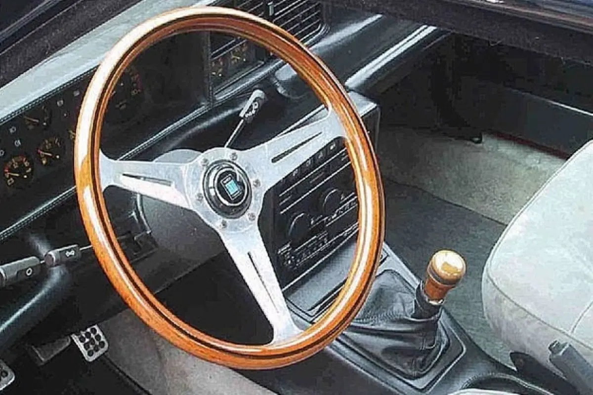 Usato di valore, Lancia: la (Delta Integrale) Prisma di Agnelli bella sotto il vestito (3)