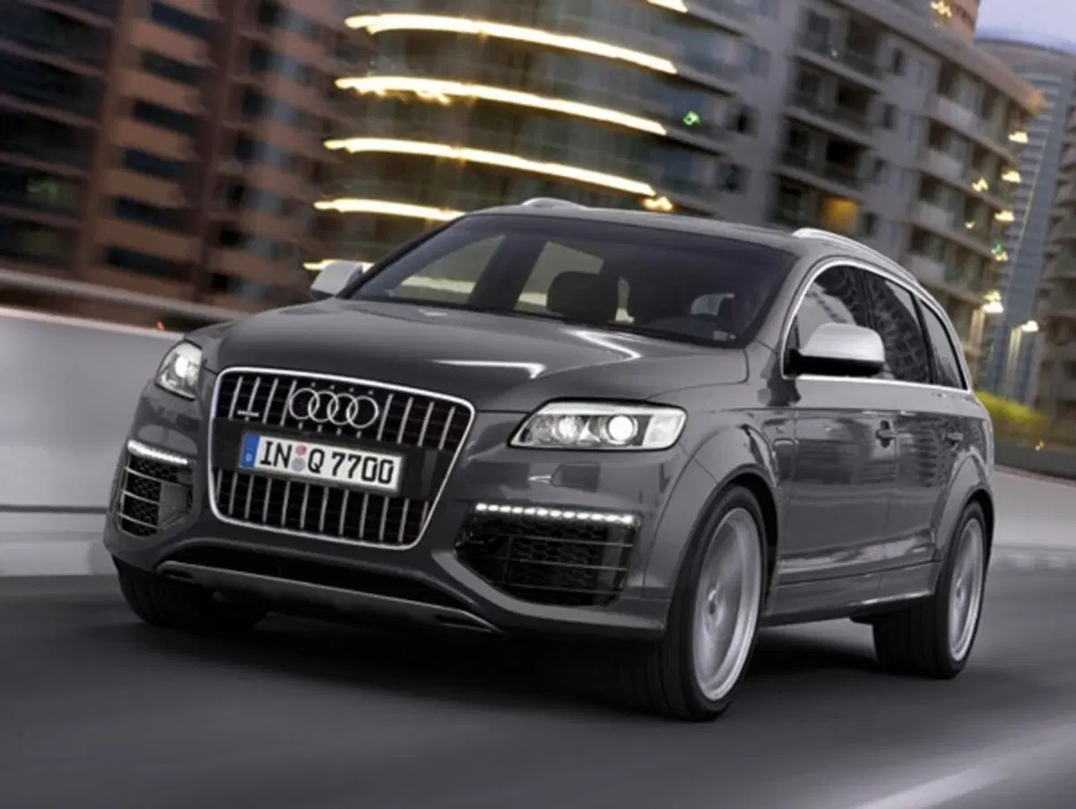 Audi Q7 V12 TDI Quattro