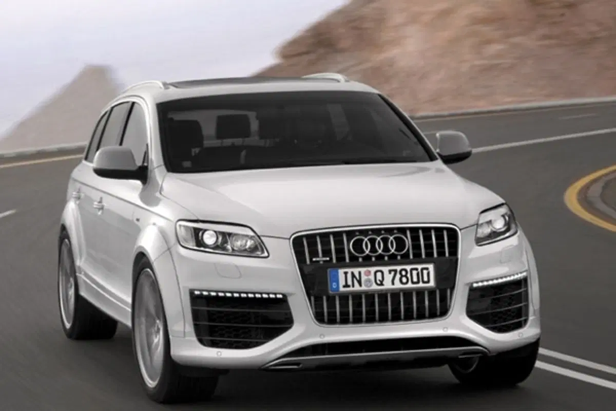Audi Q7 V12 TDI Quattro (6)