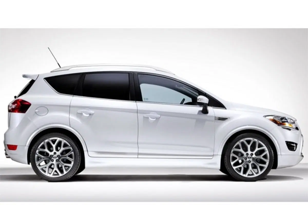 Ford Kuga 2.5 Duratec (3)