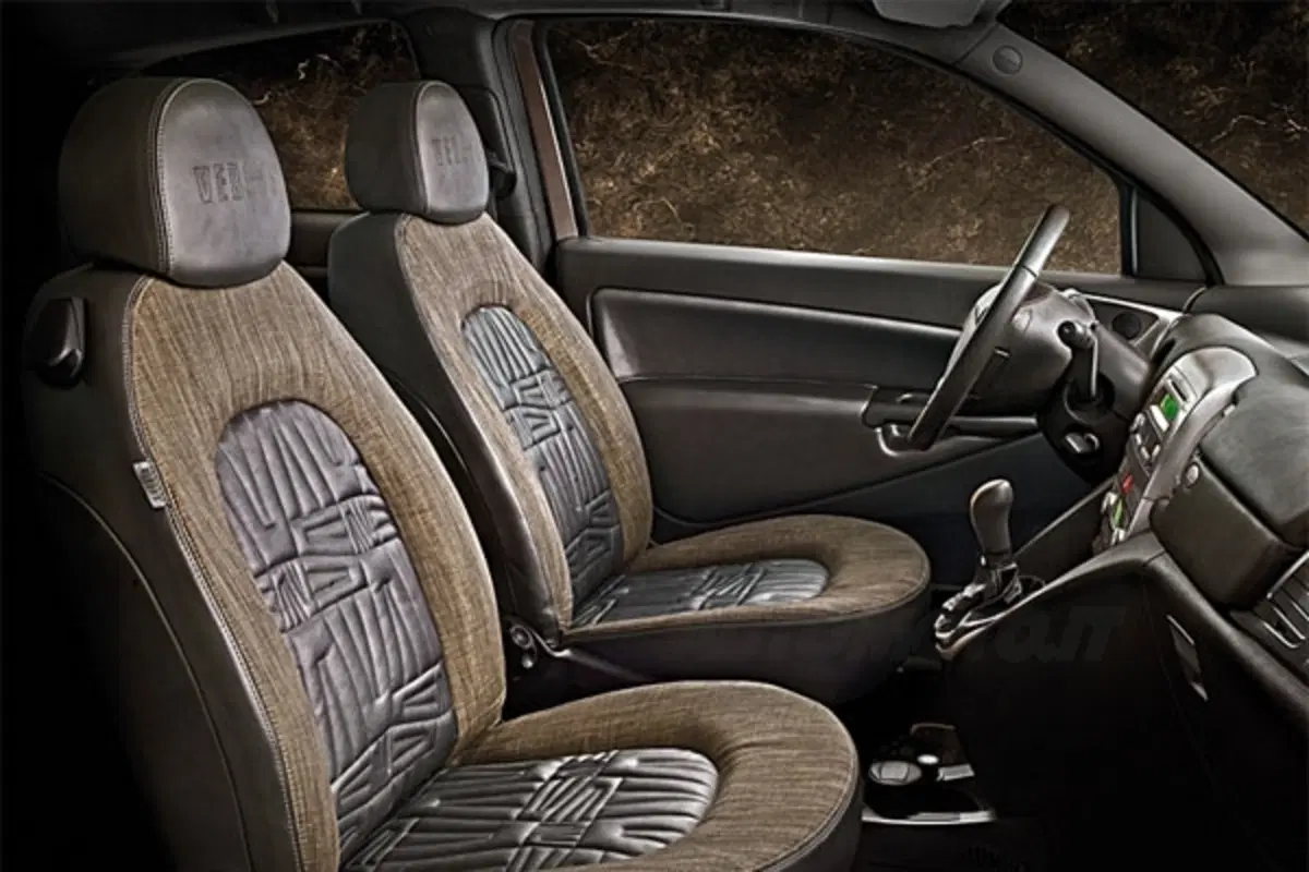 Lancia Ypsilon Versus (4)