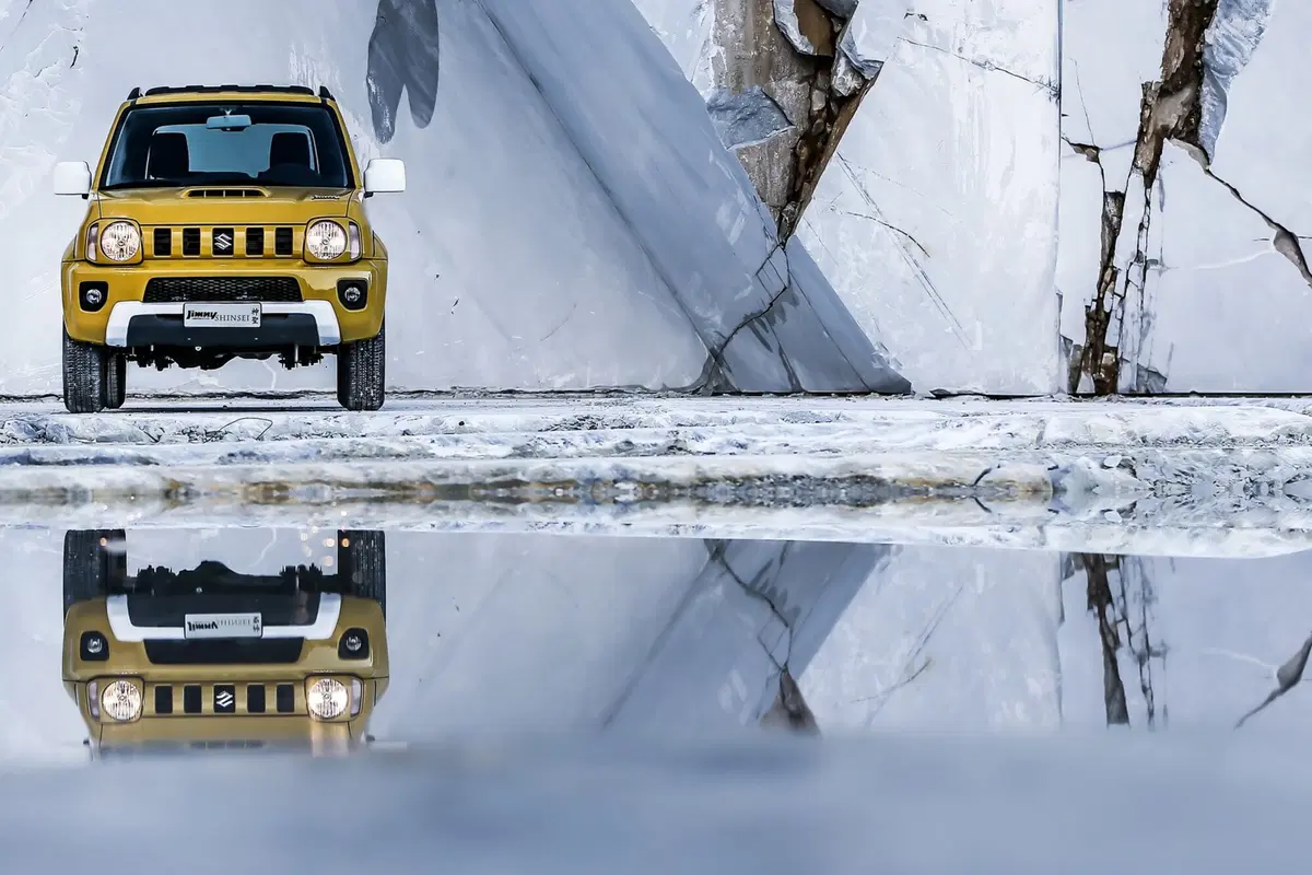 Suzuki Jimny Shinsei: ispirato agli anni Settanta (6)