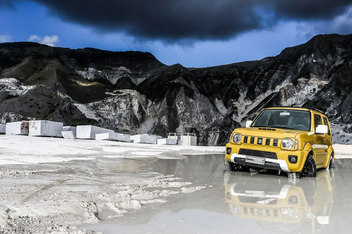 Suzuki Jimny Shinsei: ispirato agli anni Settanta (8)