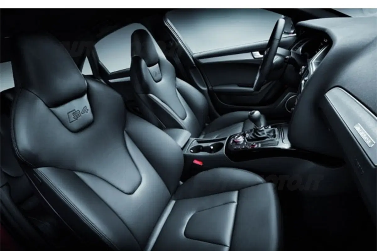 Nuova Audi S4 (3)