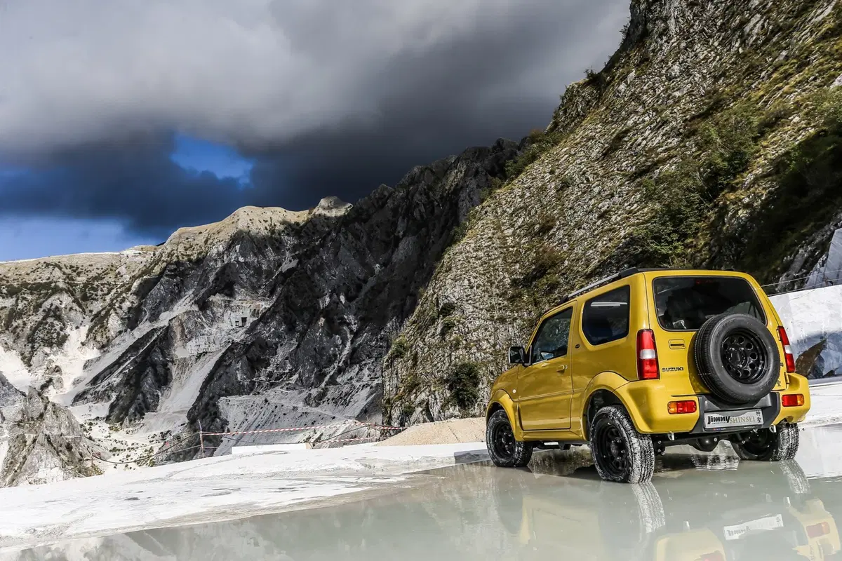 Suzuki Jimny Shinsei: ispirato agli anni Settanta (2)