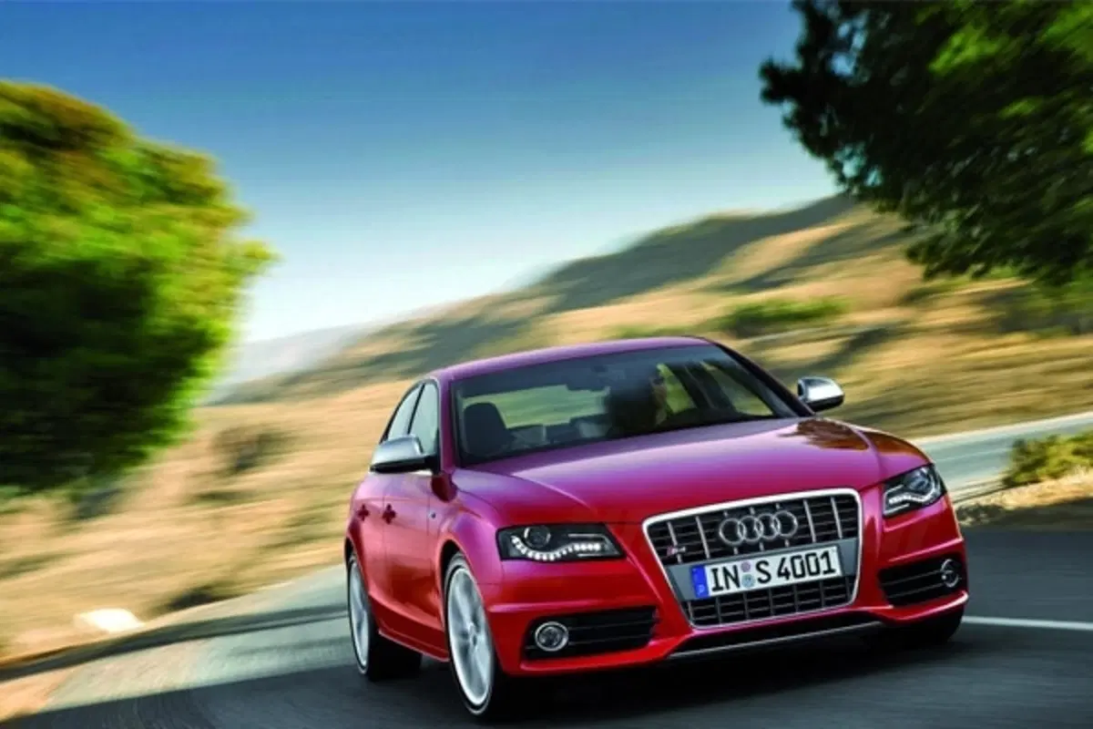 Nuova Audi S4 (11)