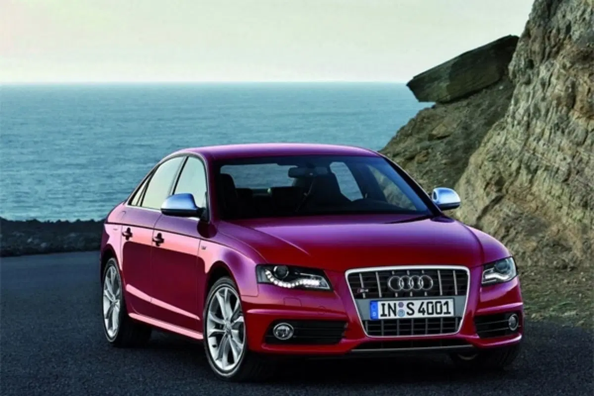 Nuova Audi S4 (13)