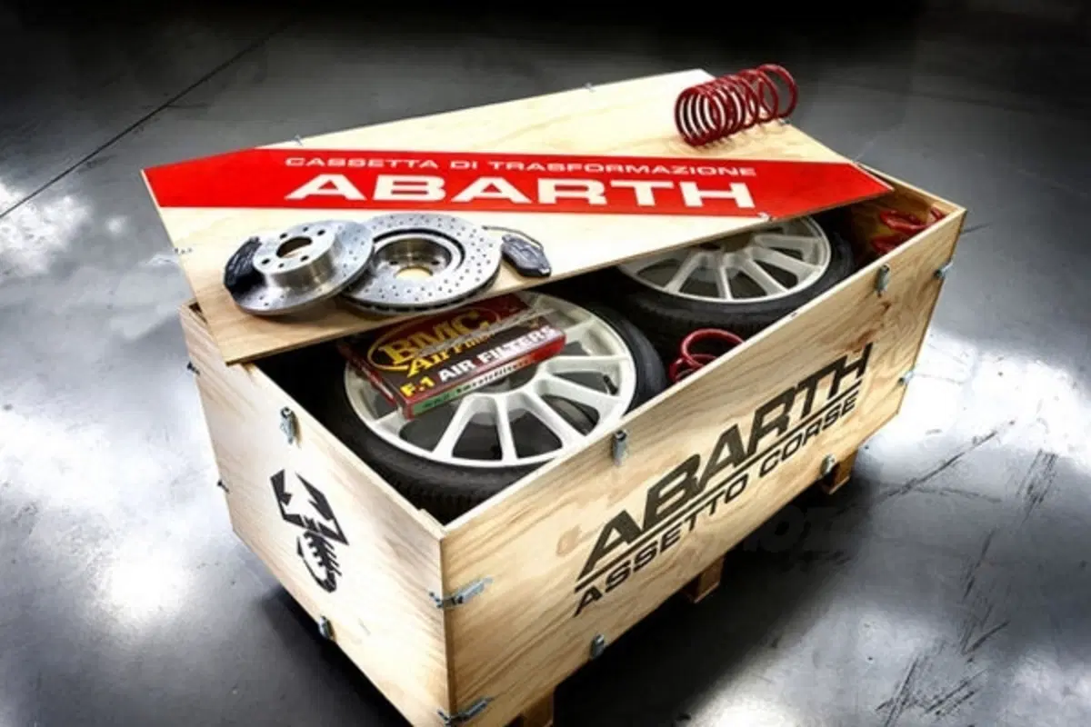 Cassetta SS Fiat 500 Abarth (6)