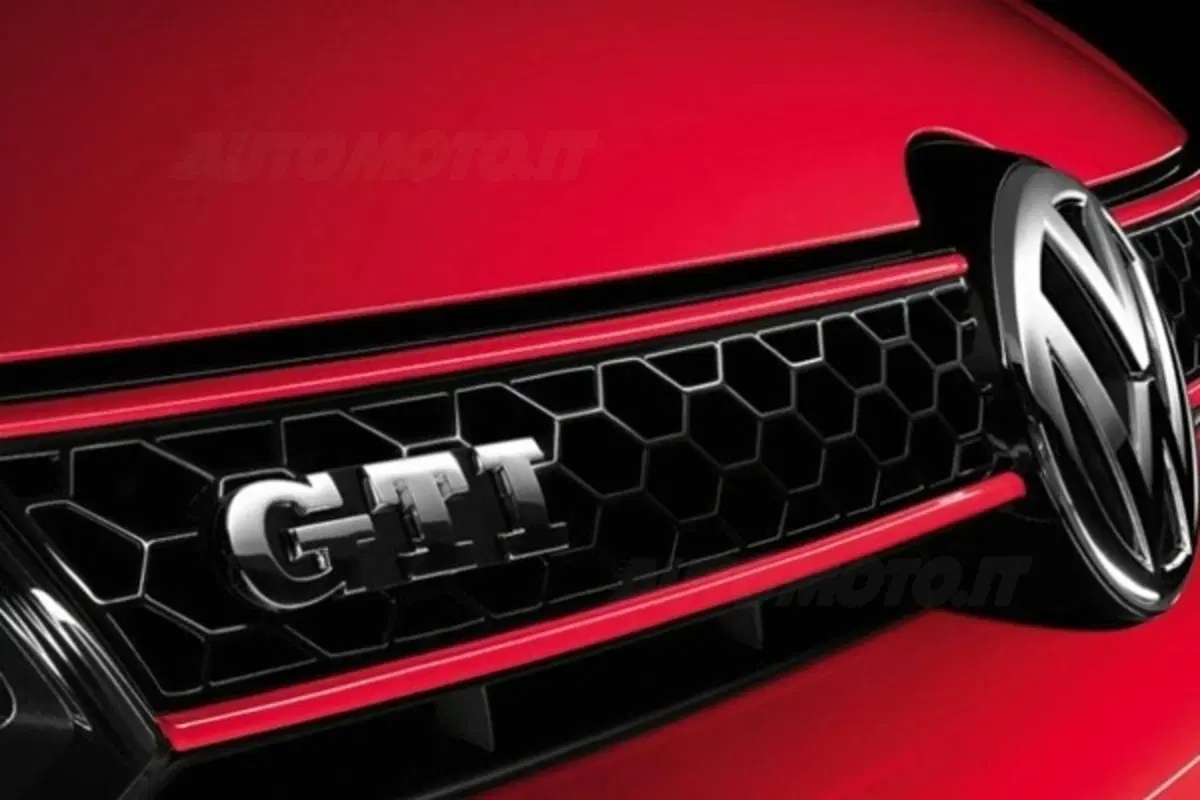 Volkswagen Golf VI GTI (4)