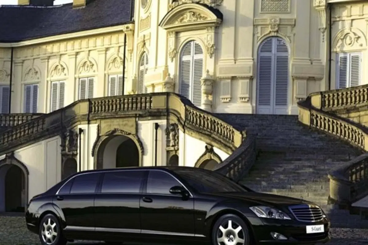 Mercedes S 600 Pullman Guard