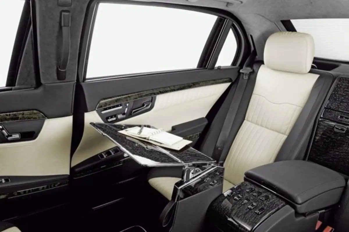 Mercedes S 600 Pullman Guard (8)