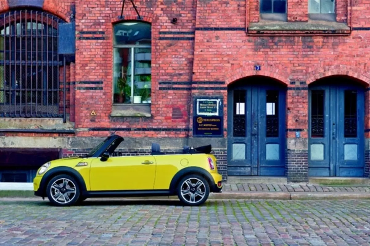Nuova Mini Cabriolet (11)