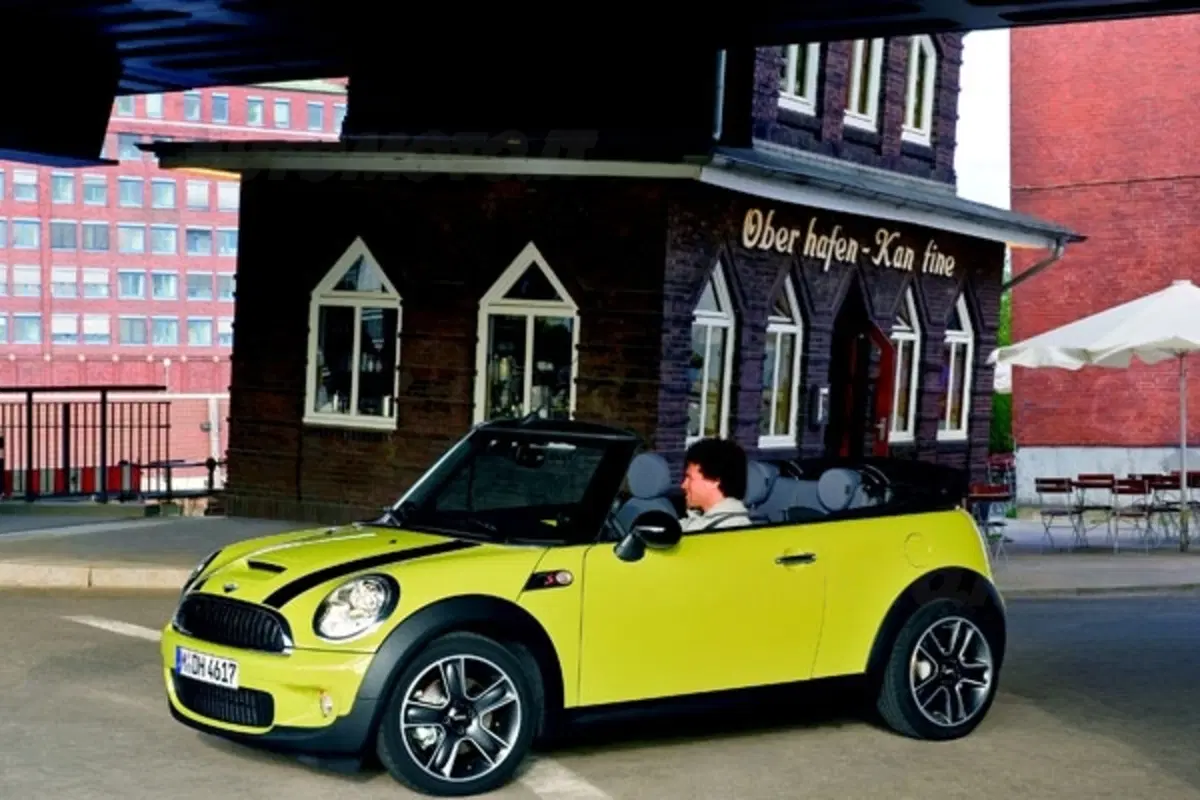 Nuova Mini Cabriolet (15)
