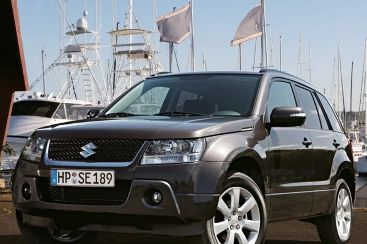 Suzuki Grand Vitara restyling (6)