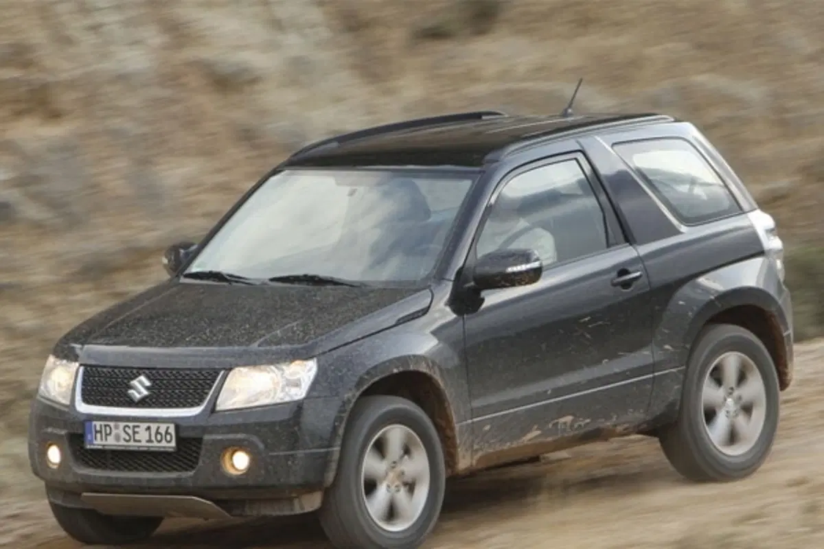 Suzuki Grand Vitara restyling (12)