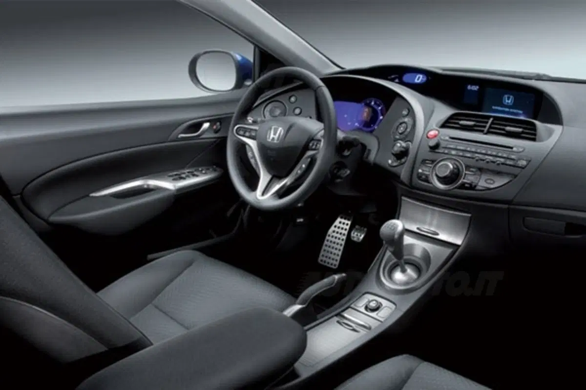 Honda Civic restyling (8)