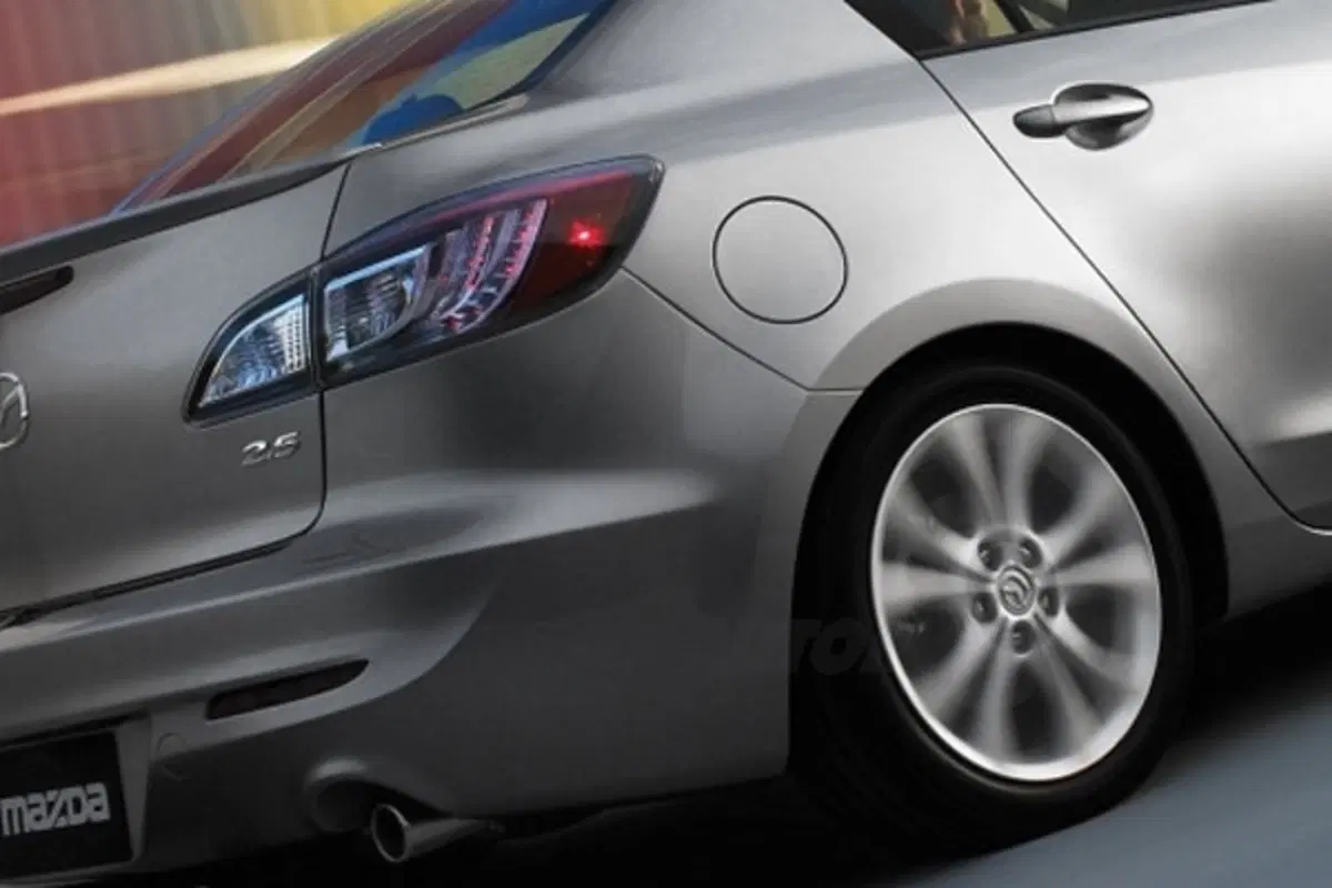 Nuova Mazda 3 2009 Sedan (6)