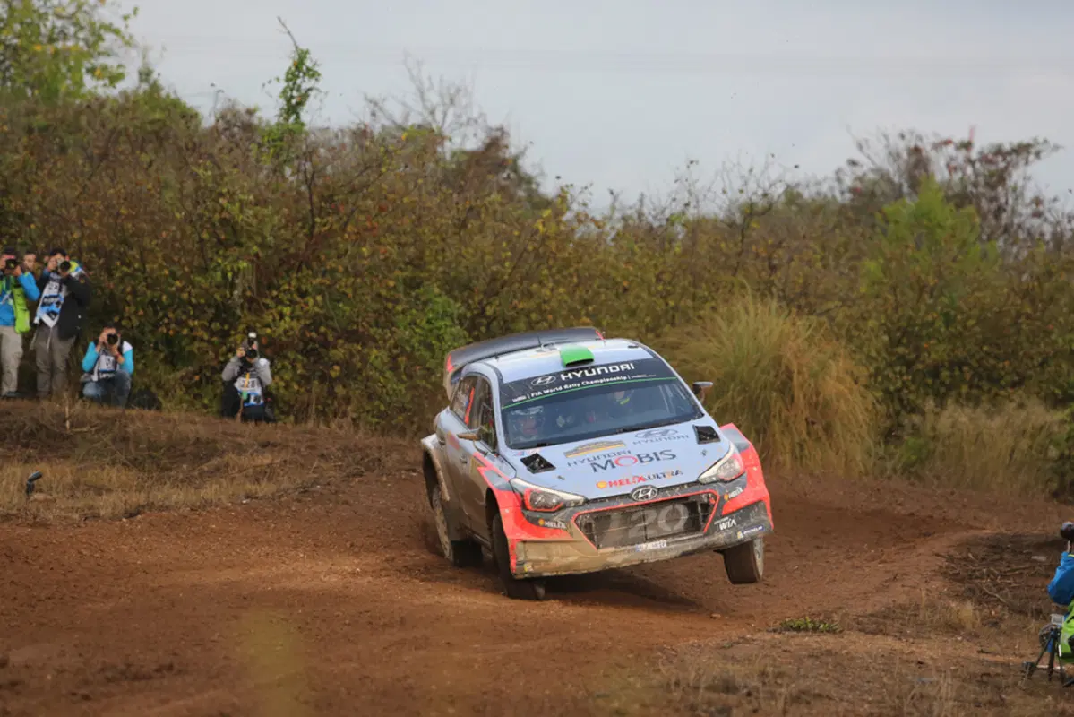 WRC16 Spagna. Il Montjuic è di Tanak, Bertelli secondo, ma è solo il via (15)