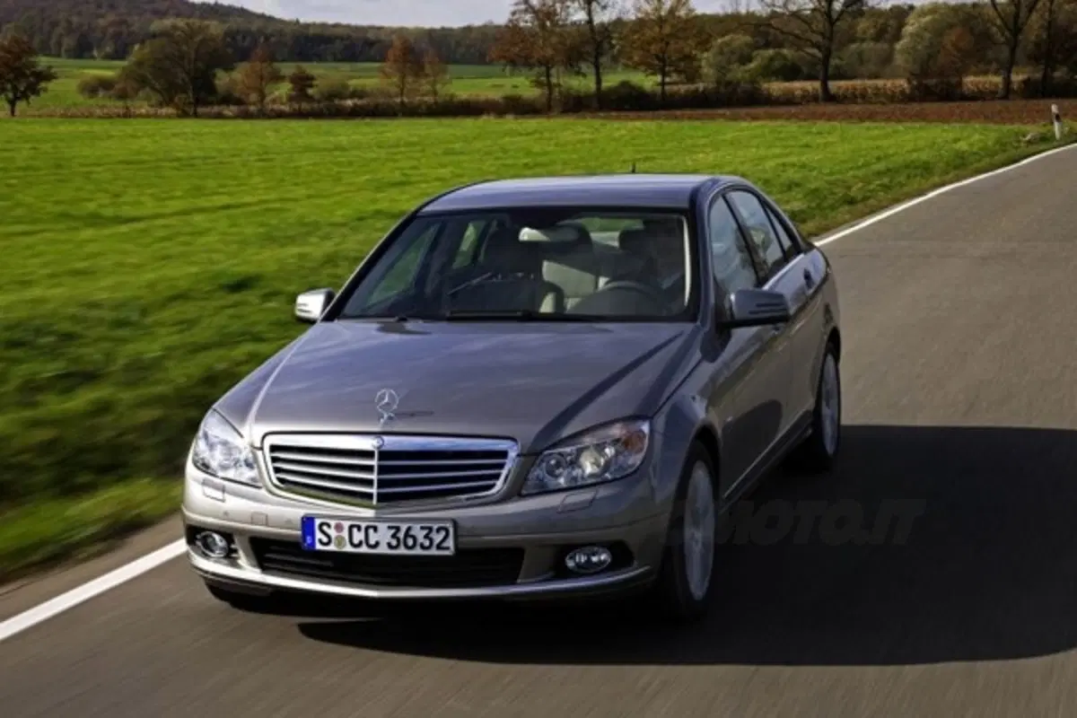 Mercedes C350 CGI BlueEfficiency