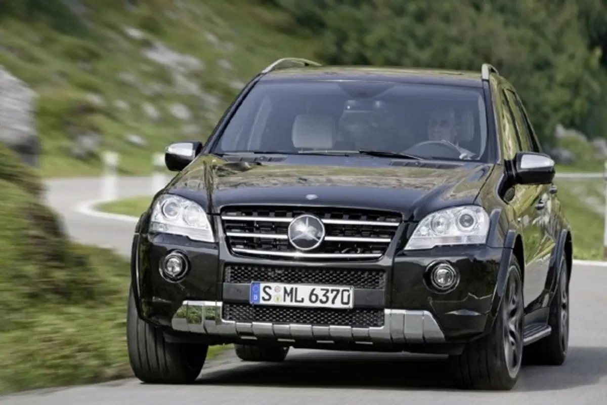 Mercedes ML63 Amg 10th Anniversary e Performance Studio (9)