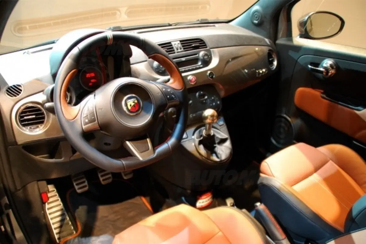 Abarth 500 DA 0 A 100 (8)