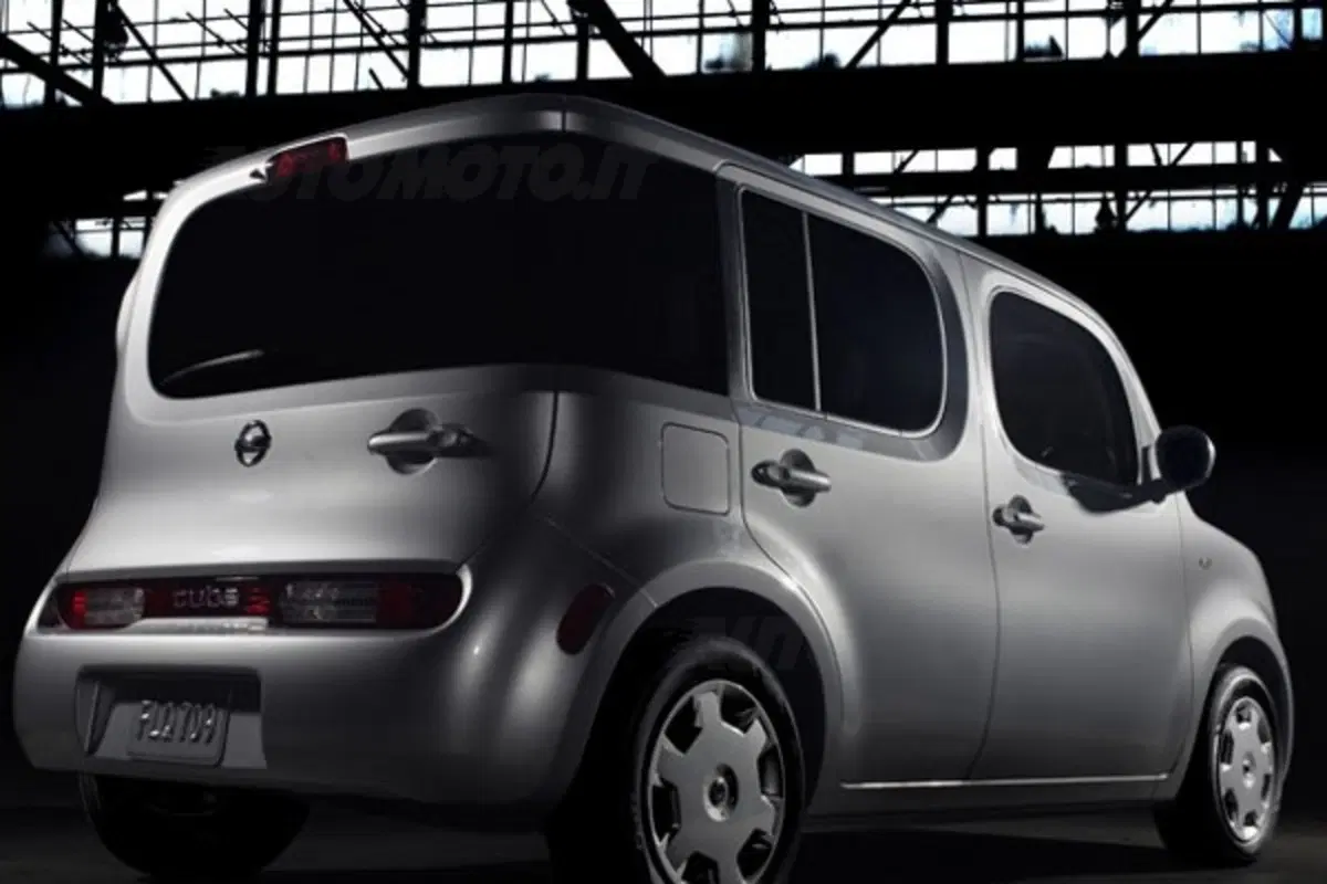 Nissan Cube (5)