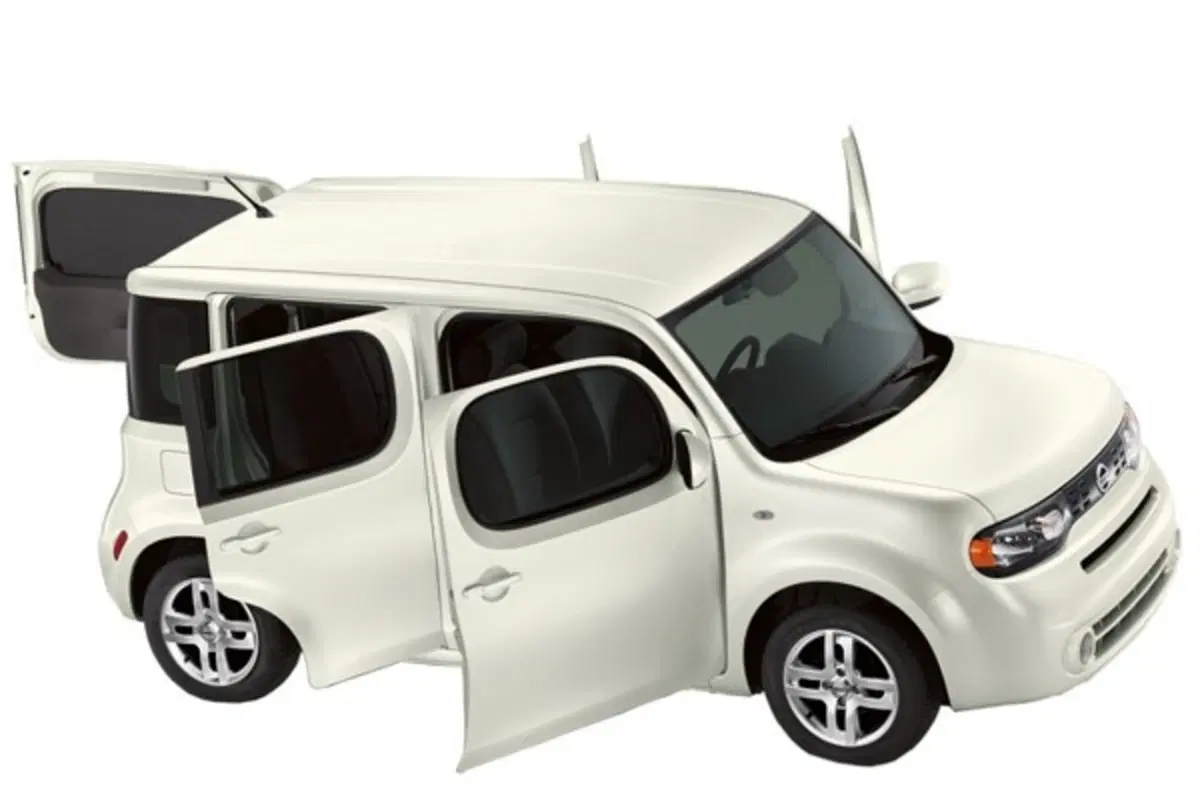 Nissan Cube (7)