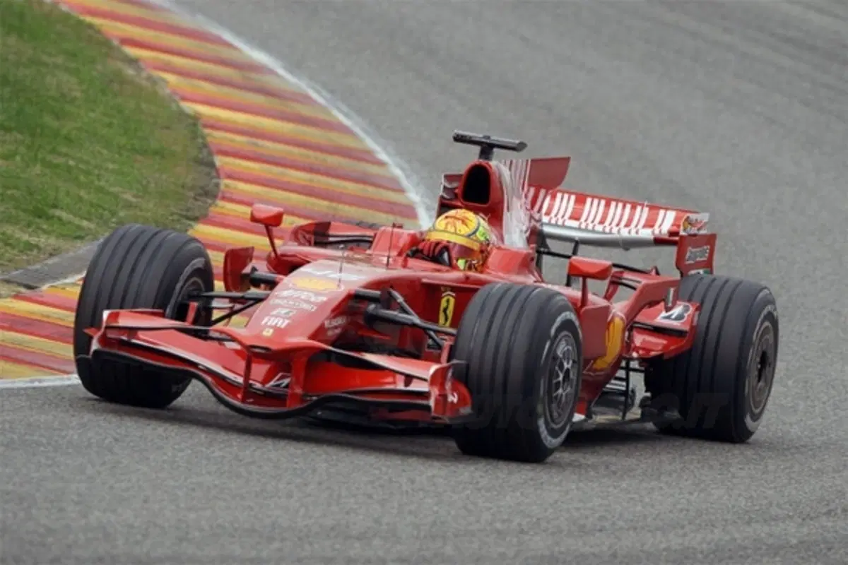 Valentino Rossi sulla Ferrari F2008