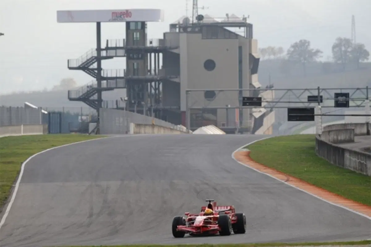 Valentino Rossi sulla Ferrari F2008 (6)