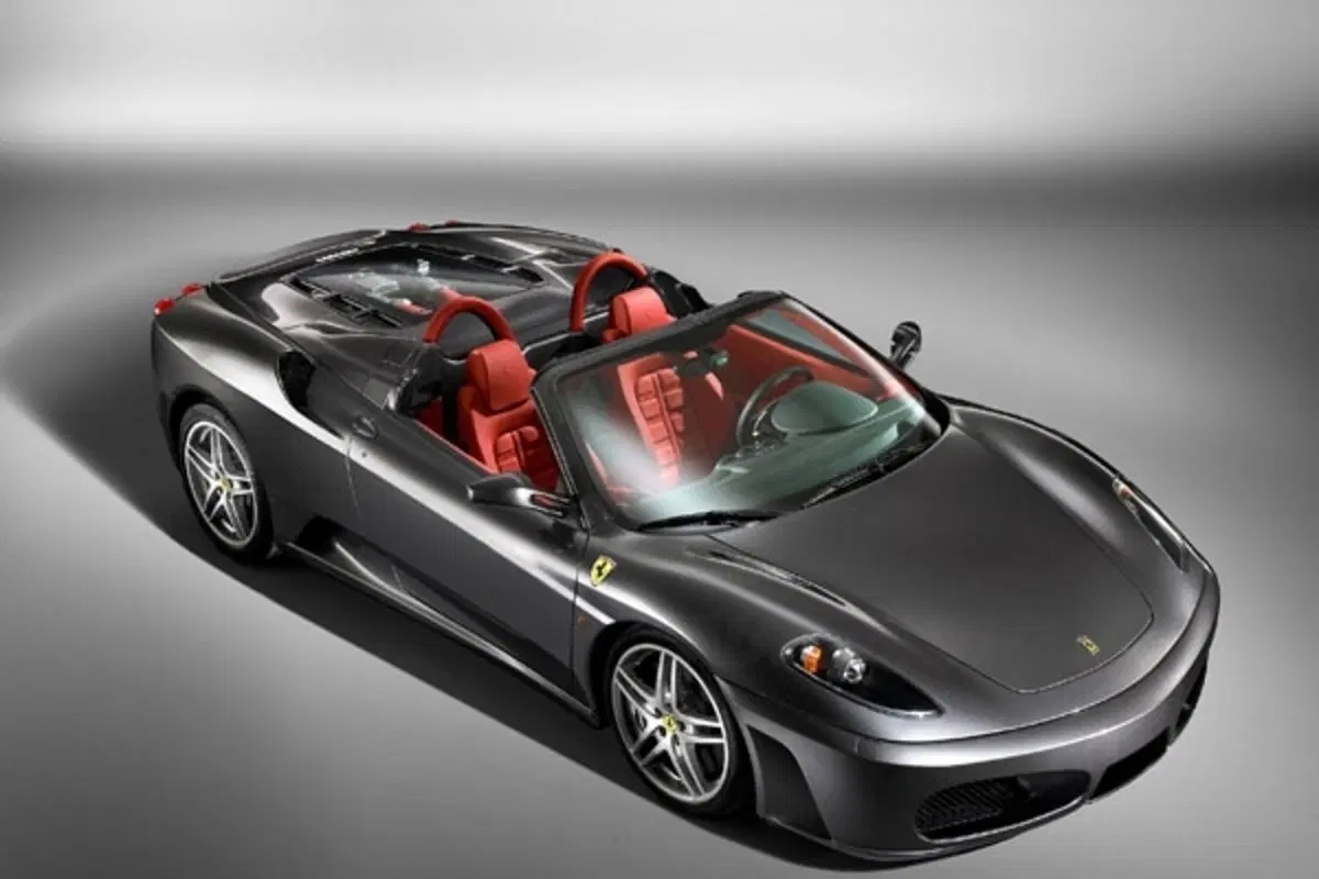 Usain Bolt sulla F430 Spider (11)