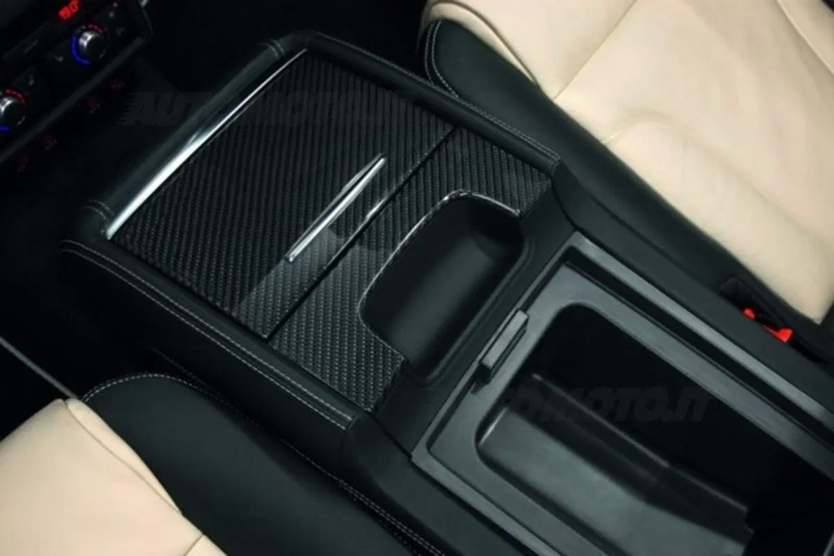 Una Audi Q7 V12 TDI per Raikkonen (7)