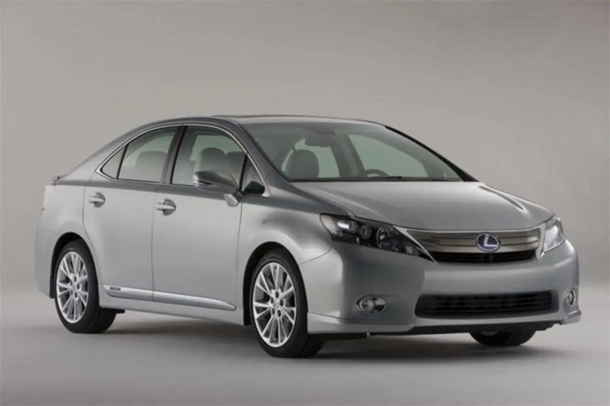 Lexus HS 250h (9)