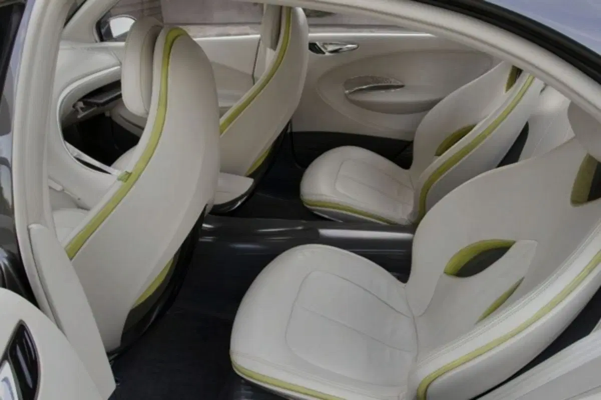 Chrysler 200C EV Concept (10)