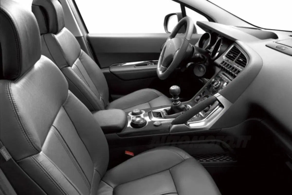 Peugeot 3008 (12)