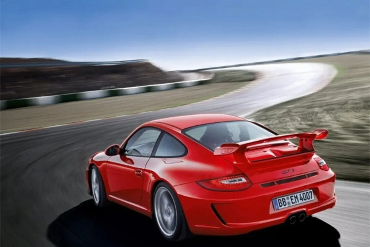 Porsche 911 GT3 restyling (17)