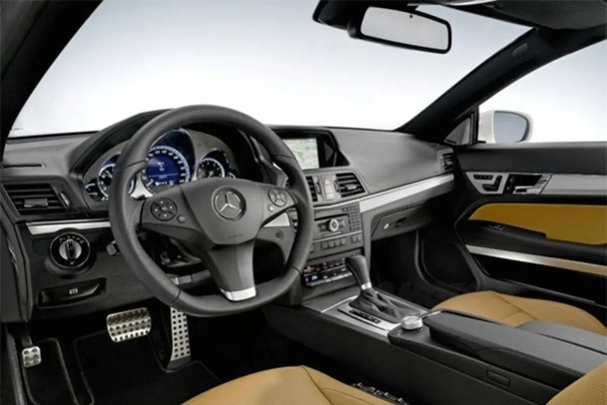 Mercedes Classe E Coupè (9)