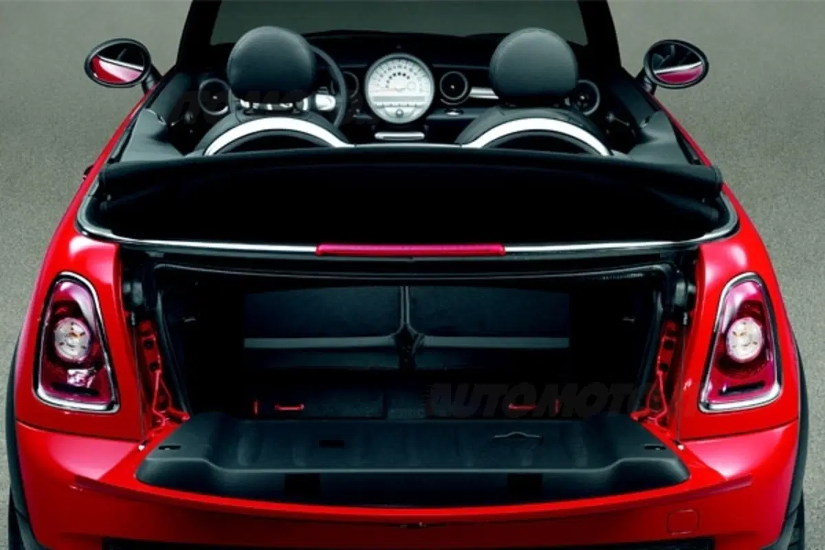 Mini John Cooper Works Cabrio (14)