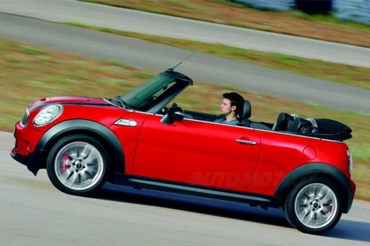 Mini John Cooper Works Cabrio (16)