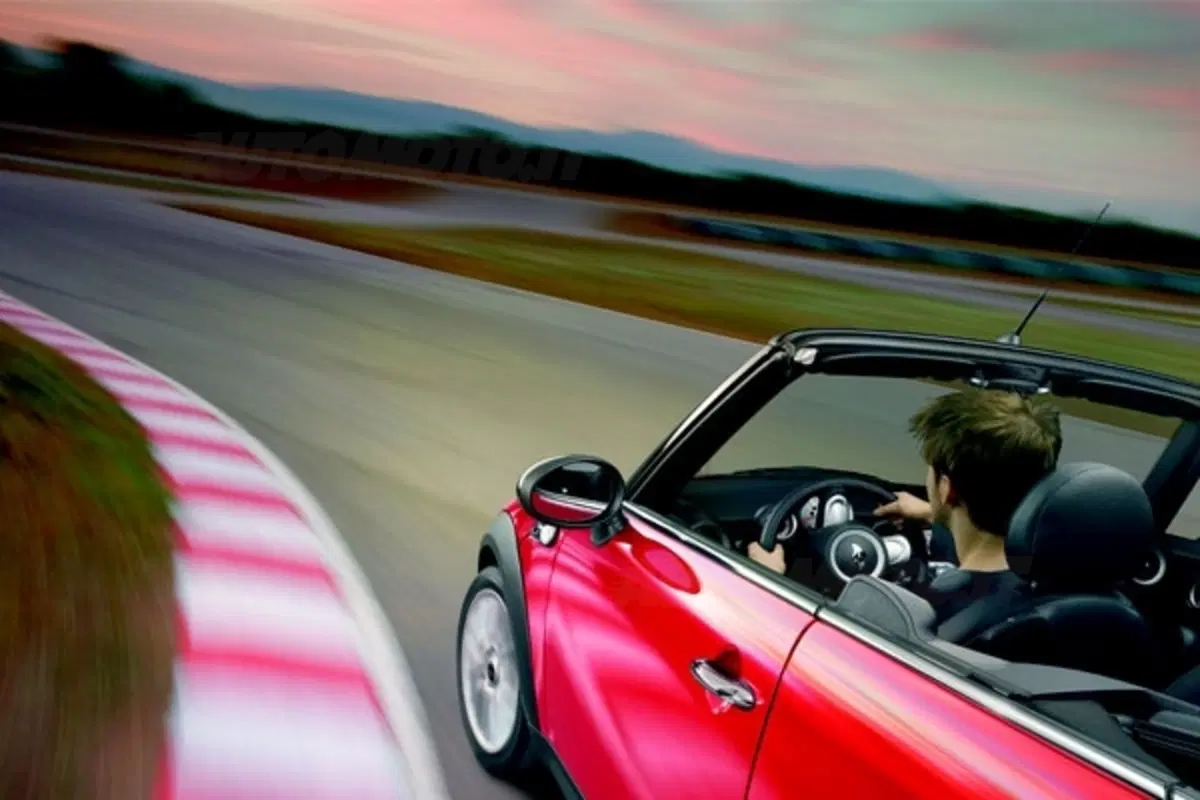 Mini John Cooper Works Cabrio (20)