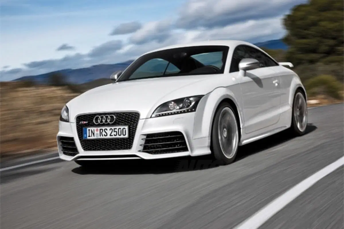 Audi TT RS (3)